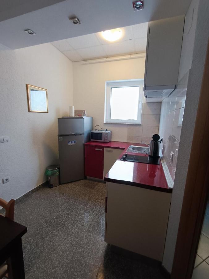 Apartmani Centar Starigrad Paklenica Eksteriør billede