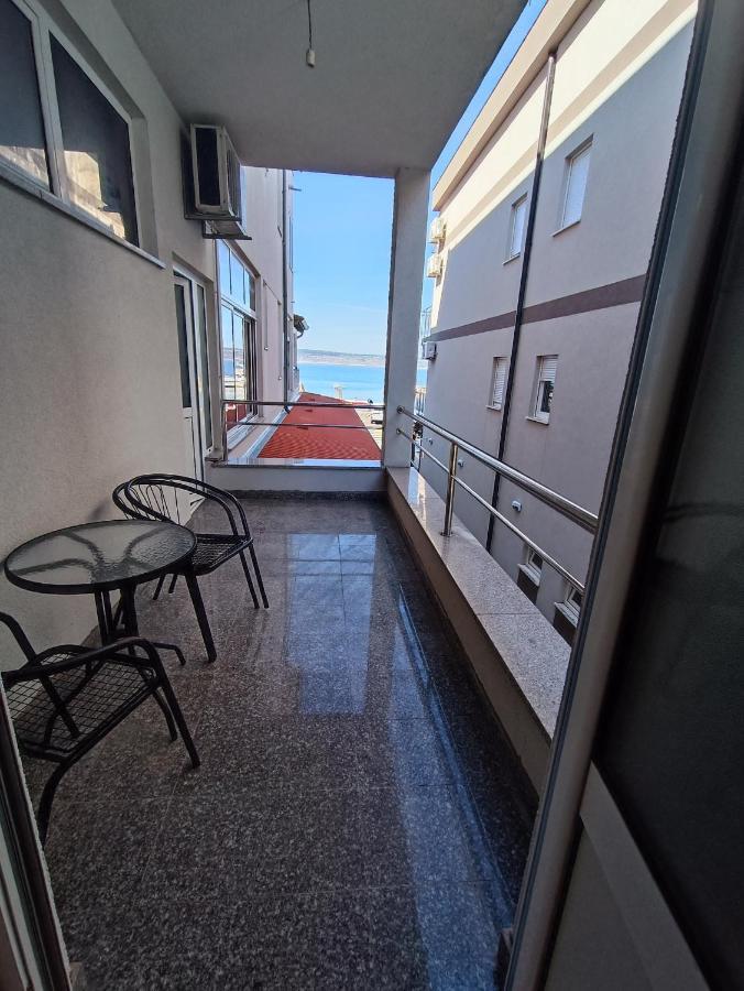 Apartmani Centar Starigrad Paklenica Eksteriør billede